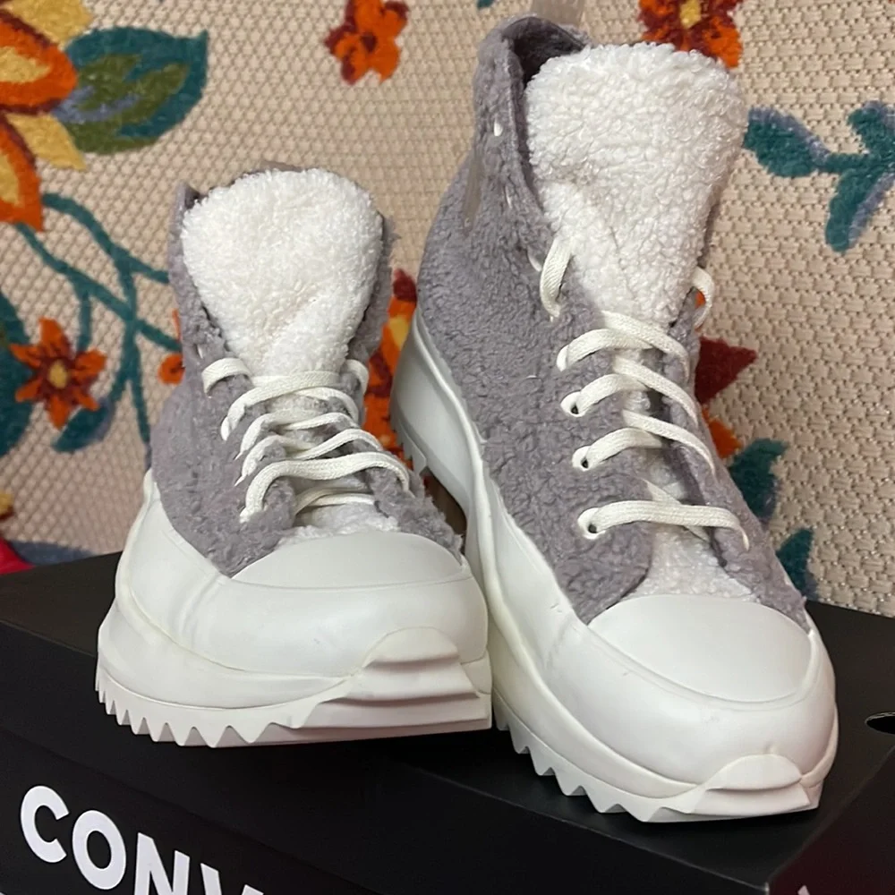 Converse 172202C
RUN STAR HIKE HI
VAPOR MAUVENECHETNIOLET ORE
Men’s platforms - Picture 7 of 16